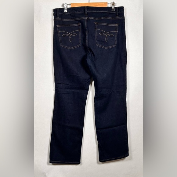 Chaps Daniella Curvy size 12 jeans - Picture 3 of 11